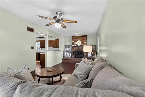 $175,000 | 1715 North Dodgion Street, Independence, MO 64050