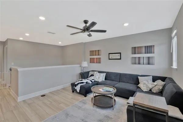 $489,900 | 4071 Southern Vista Loop, St. Cloud, FL 34772