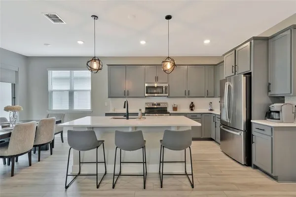 $489,900 | 4071 Southern Vista Loop, St. Cloud, FL 34772