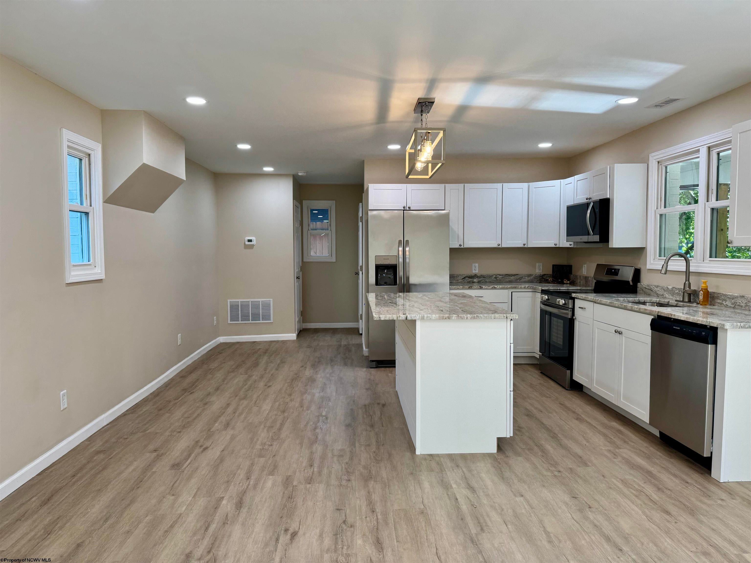 1298 Rivershore Drive Fairmont, WV 26554 - Photo 14 of 43 Gallery Image 14