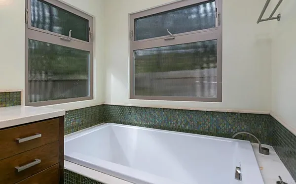 $5,200 | 2895 Brentwood Court, Carlsbad, CA 92008