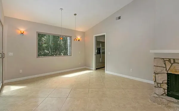 $5,200 | 2895 Brentwood Court, Carlsbad, CA 92008