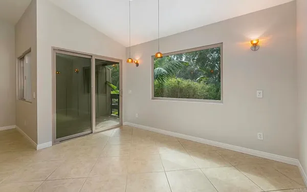 $5,200 | 2895 Brentwood Court, Carlsbad, CA 92008