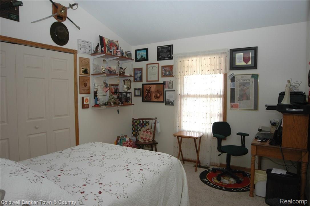 9093 Antcliff Road Howell, MI 48855 - Photo 8 of 30 DSC_0020.JPG