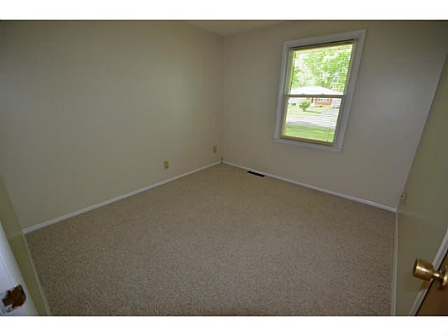 2081 Case Road Columbus, OH 43224 - Photo 8 of 18