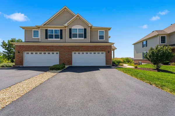 $2,900 | 24919 McCormick Way, Manhattan, IL 60442