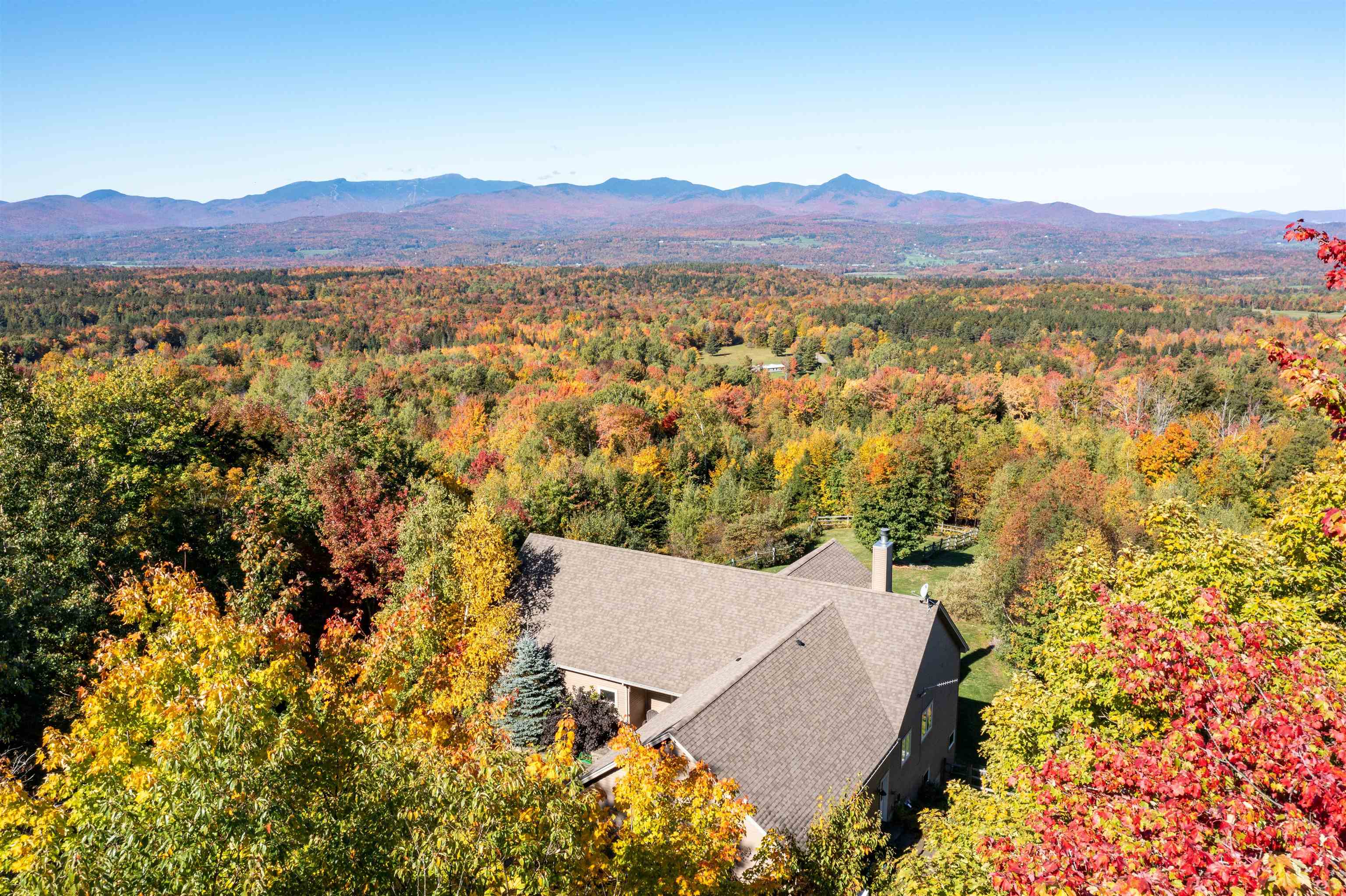 289 Worcester Ridge, Unit 10 Elmore, VT 05661 - Photo 4 of 34