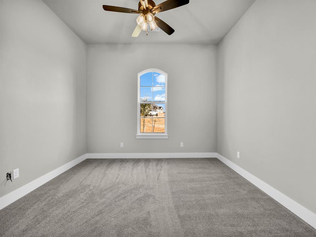 213 Desperado Way Weatherford, TX 76088 - Photo 36 of 39
