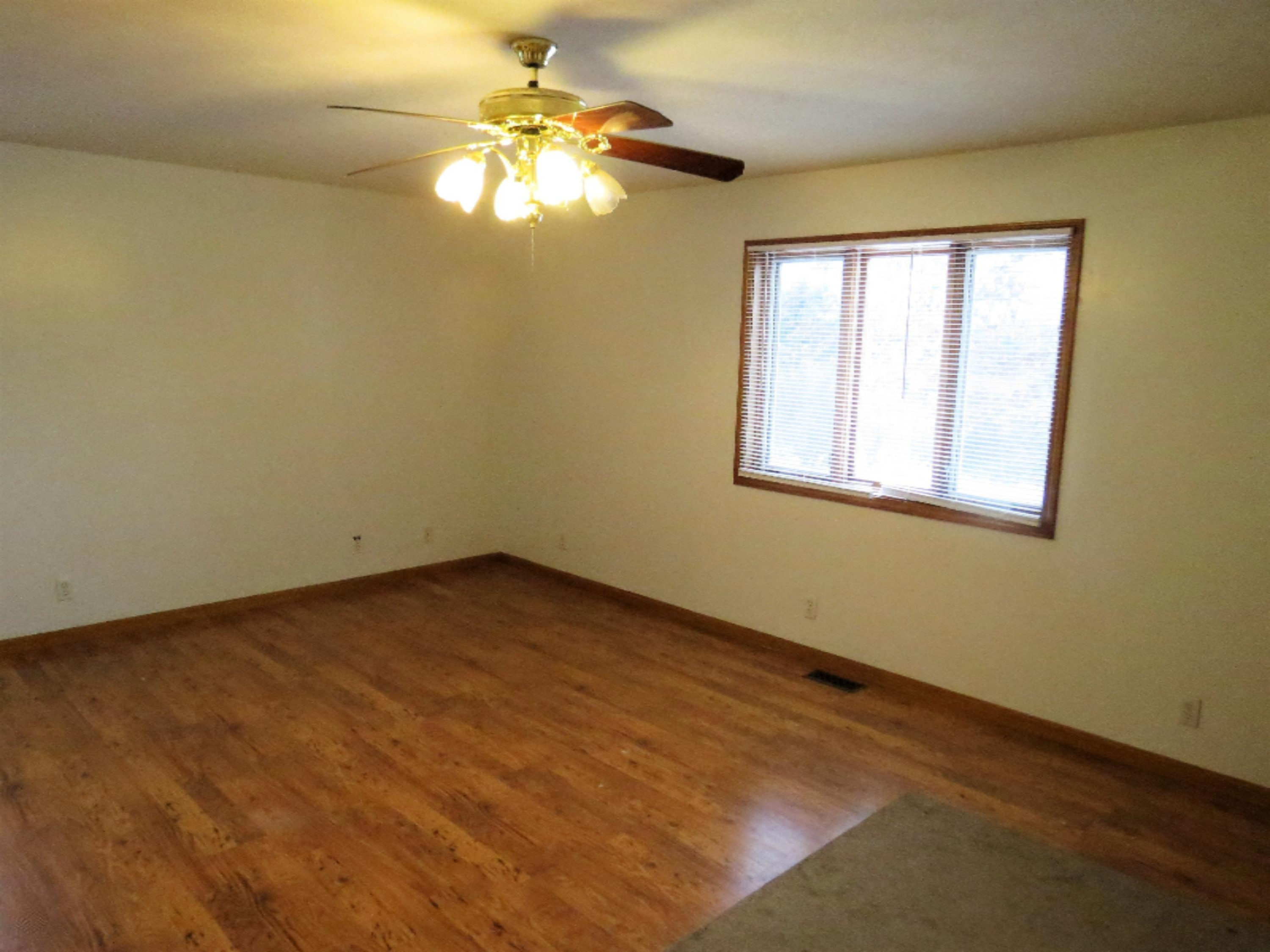 4414 East Barothy Road Custer, MI 49405 - Photo 13 of 27 IMG_1109