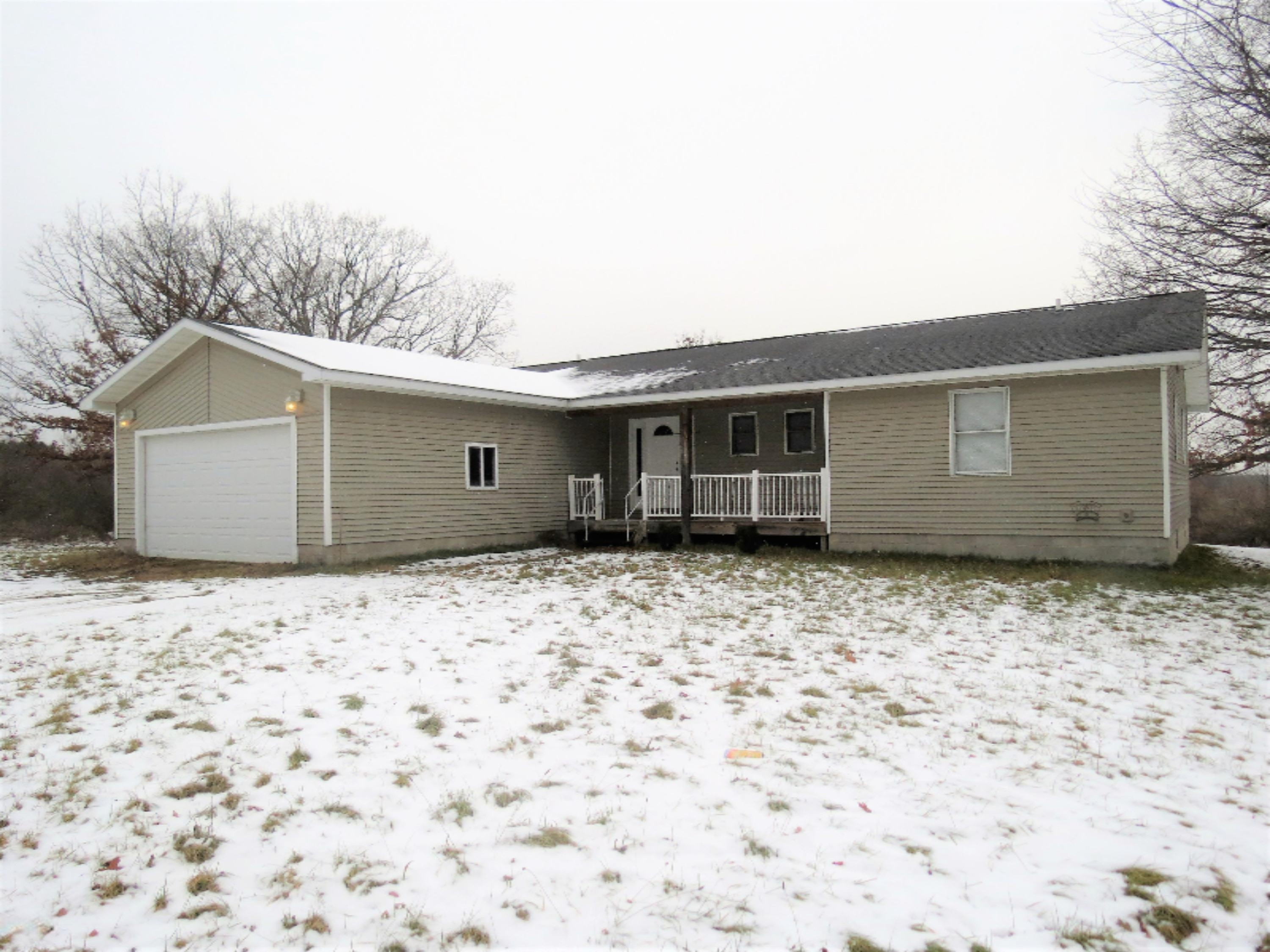 4414 East Barothy Road Custer, MI 49405 - Photo 2 of 27 IMG_1087
