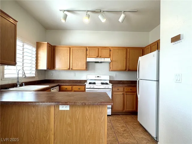 $1,450 | 3805 Ormond Beach Street, Unit 203, Las Vegas, NV 89129