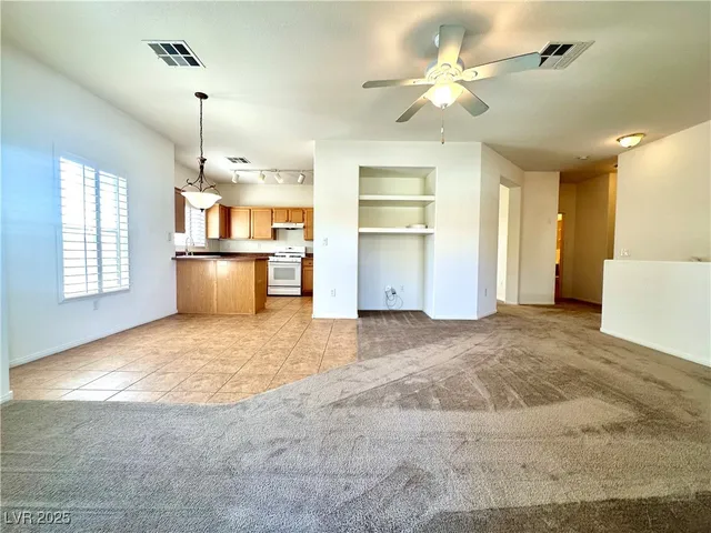 $1,450 | 3805 Ormond Beach Street, Unit 203, Las Vegas, NV 89129