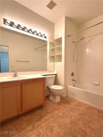 $1,450 | 3805 Ormond Beach Street, Unit 203, Las Vegas, NV 89129