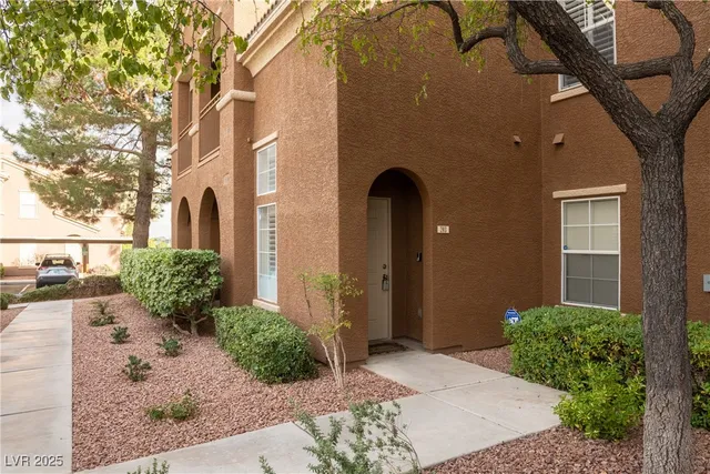 $1,450 | 3805 Ormond Beach Street, Unit 203, Las Vegas, NV 89129