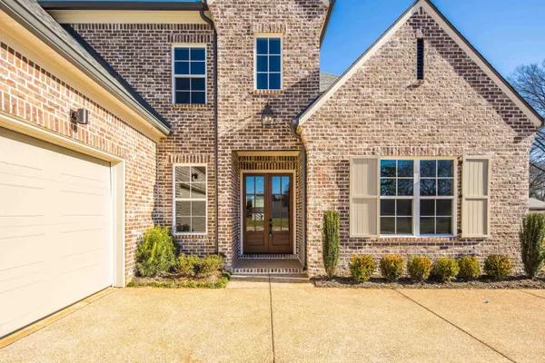 $734,000 | 536 Wheaton Park, Memphis, TN 38120