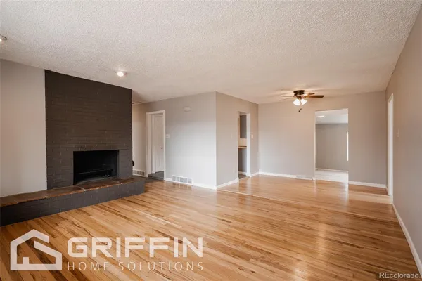$2,845 | 850 South Harlan Street, Lakewood, CO 80226