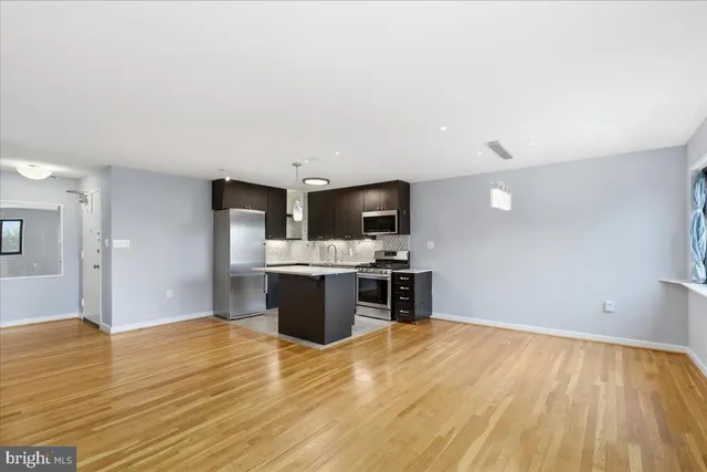 $2,200 | 1300 South Arlington Ridge Road, Unit 618, Arlington, VA 22202