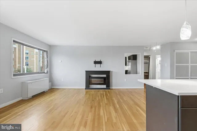 $2,200 | 1300 South Arlington Ridge Road, Unit 618, Arlington, VA 22202