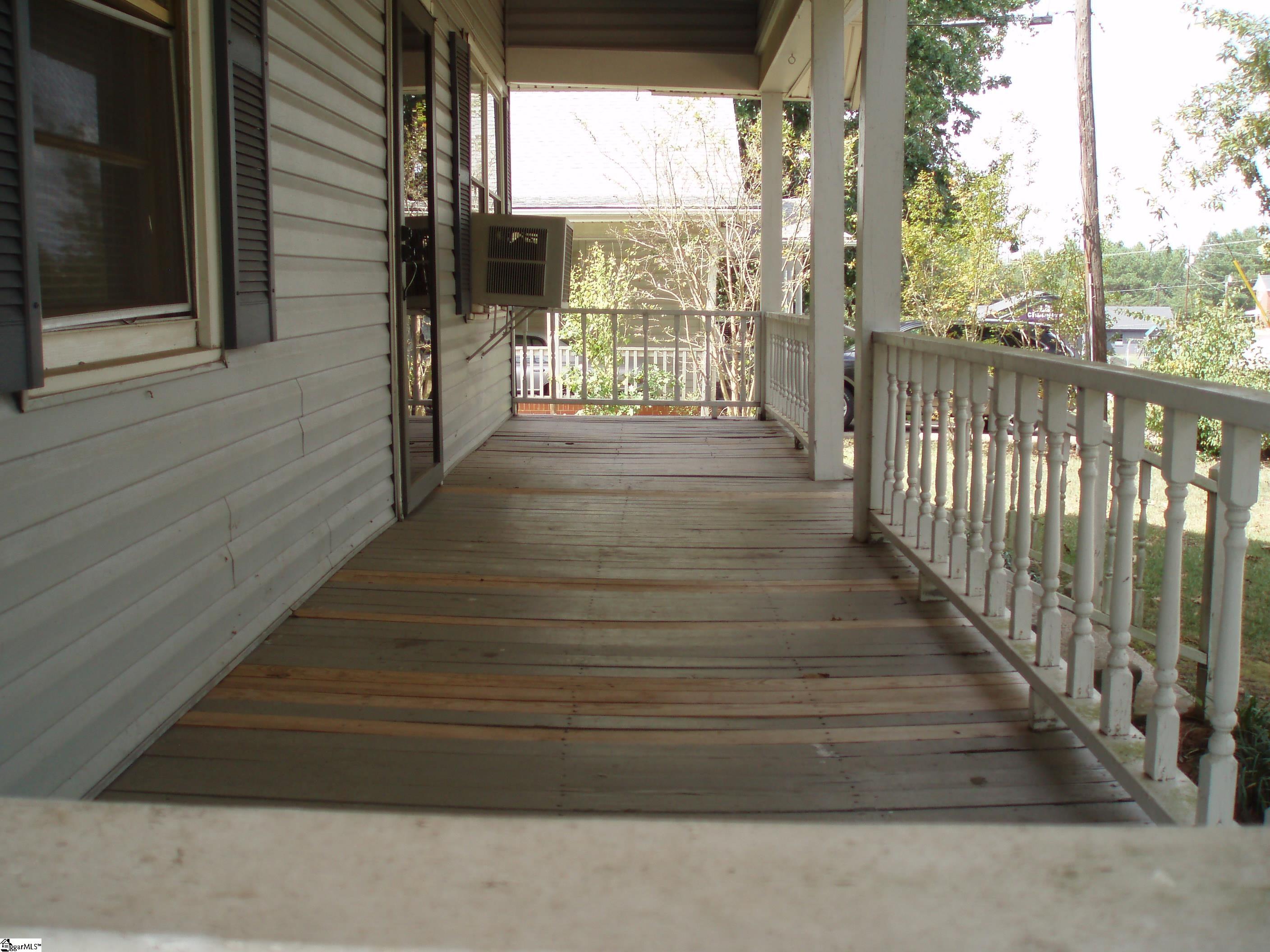 8140 7th Street Boiling Springs, SC 29316 - Photo 3 of 13 Gallery Image 3