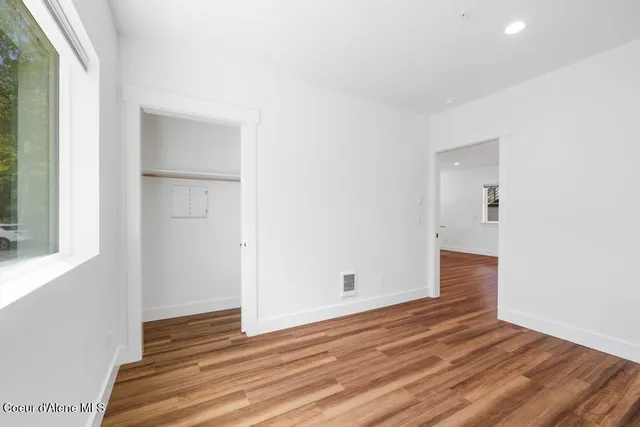 $295,000 | 50 Carnelian Avenue, Unit 203, Ponderay, ID 83852