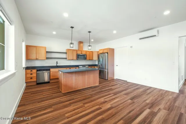 $295,000 | 50 Carnelian Avenue, Unit 203, Ponderay, ID 83852