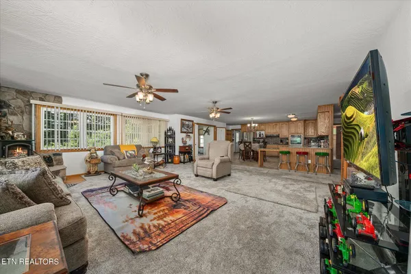 $459,000 | 213 Indian Rock Trail, Jamestown, TN 38556