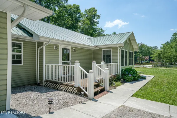 $459,000 | 213 Indian Rock Trail, Jamestown, TN 38556