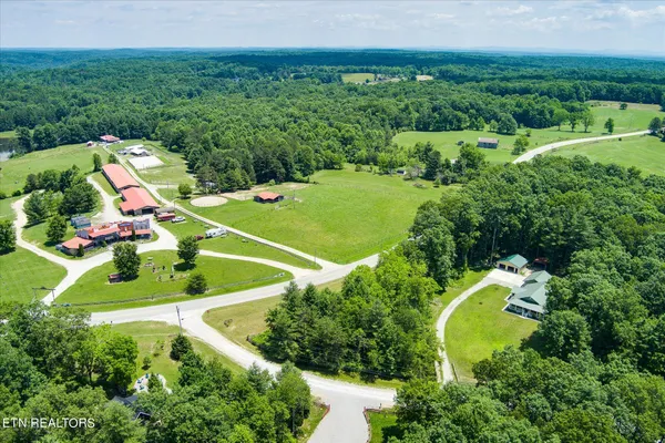 $459,000 | 213 Indian Rock Trail, Jamestown, TN 38556