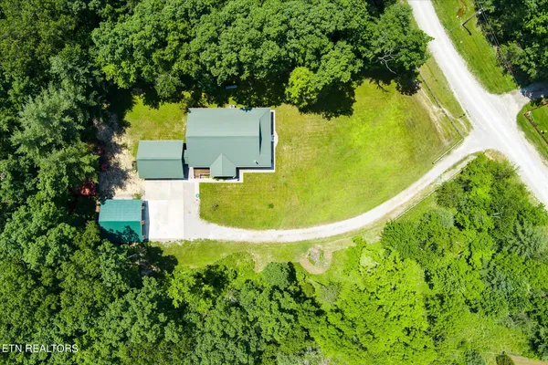 $459,000 | 213 Indian Rock Trail, Jamestown, TN 38556