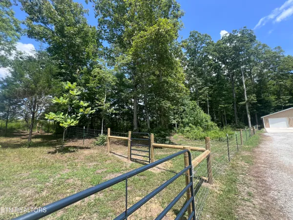 $459,000 | 213 Indian Rock Trail, Jamestown, TN 38556