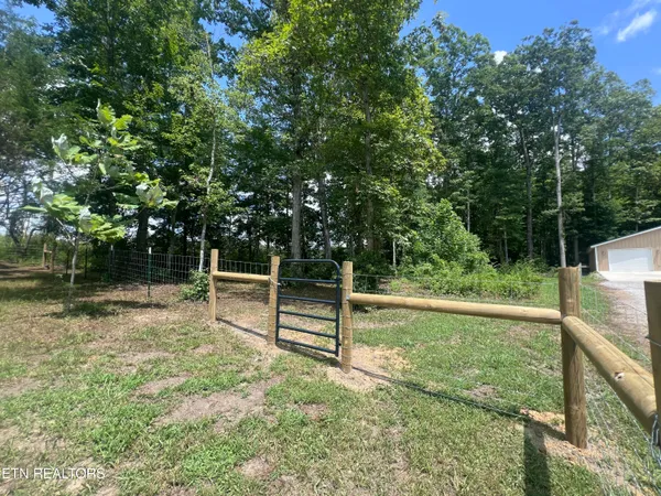 $459,000 | 213 Indian Rock Trail, Jamestown, TN 38556