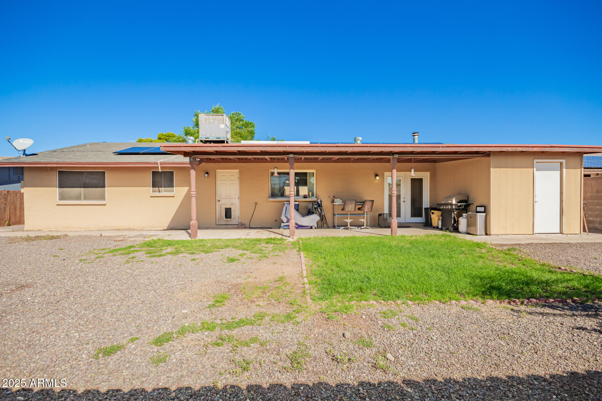 3341 West Pershing Avenue Phoenix, AZ 85029 - Photo 32 of 36 a view of a backyard