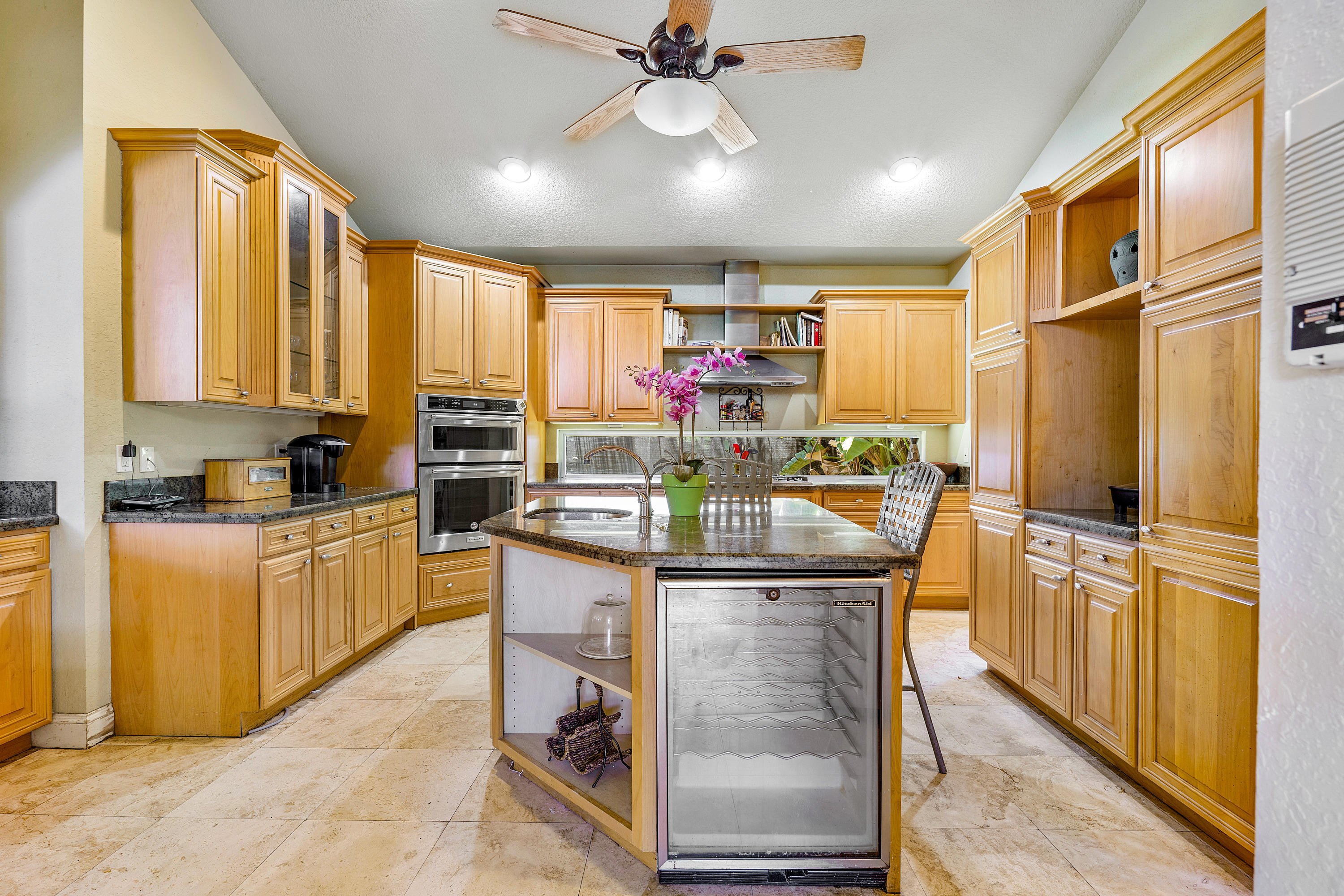 862 Bailey Street Boca Raton, FL 33487 - Photo 12 of 38 Kitchen