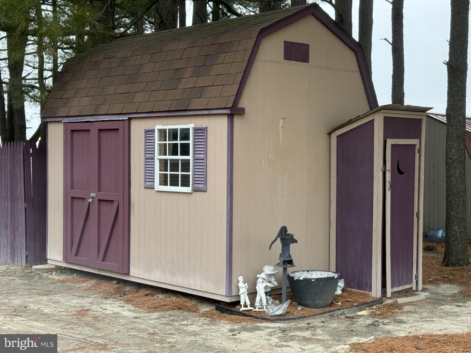 6761 Sharptown Road Laurel, DE 19956 - Photo 4 of 34 a view of a house with a porch