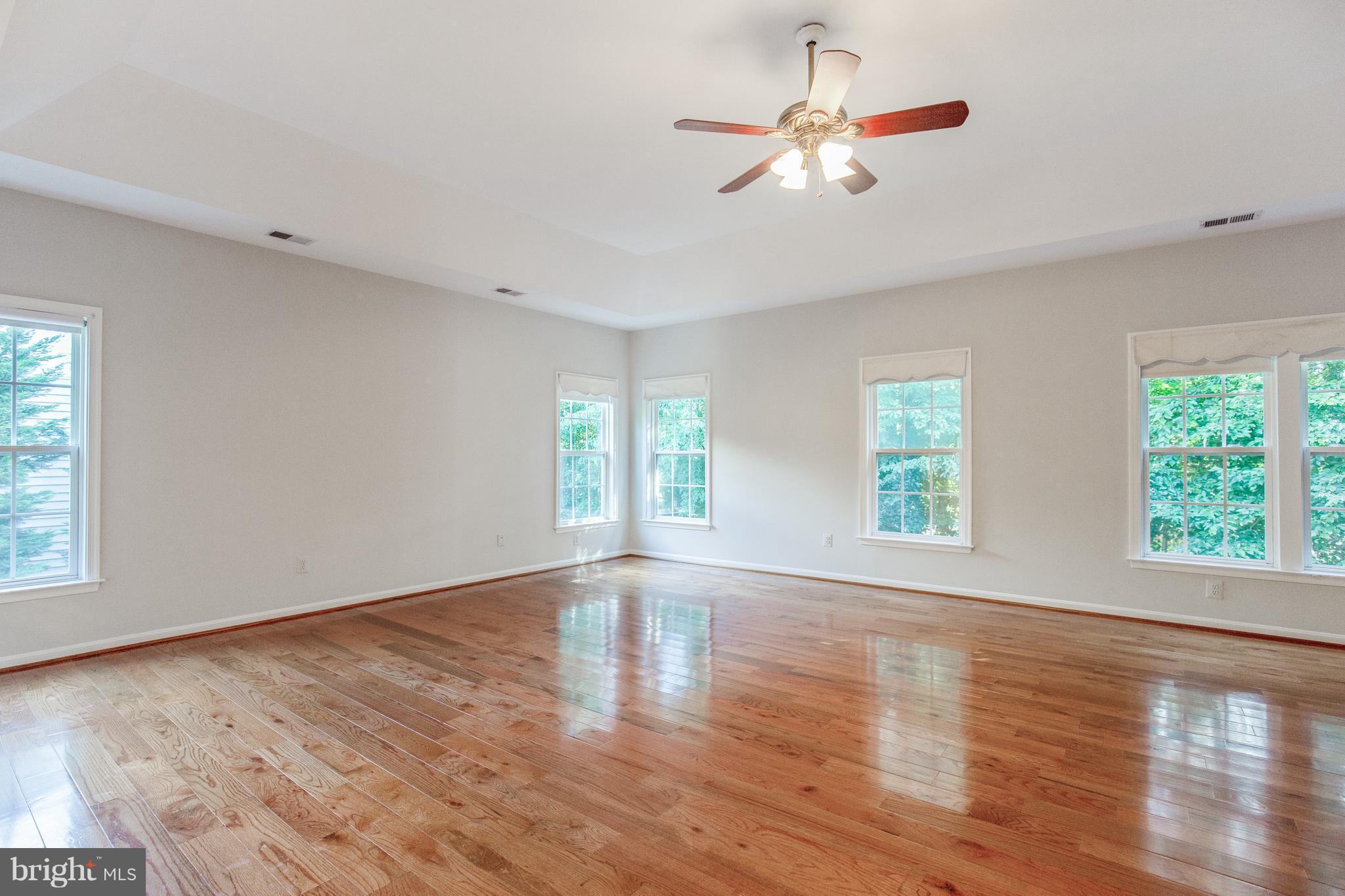 6246 Rolling Spring Court Springfield, VA 22152 - Photo 9 of 24 Bedroom (Master)