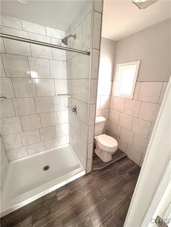 $1,200 | 90 Washington Street, Auburn, NY 13021