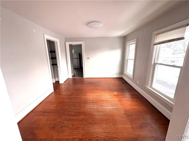 $1,250 | 90 Washington Street, Auburn, NY 13021