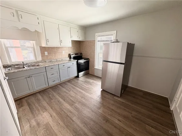 $1,200 | 90 Washington Street, Auburn, NY 13021