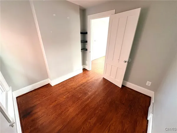 $1,200 | 90 Washington Street, Auburn, NY 13021