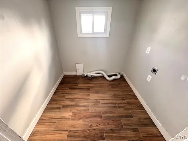 $1,200 | 90 Washington Street, Auburn, NY 13021