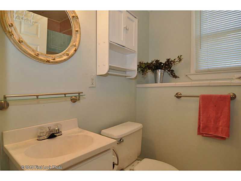 65 Greenbrier Road Narragansett, RI 02882 - Photo 11 of 25 Bathroom.