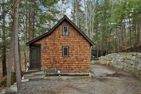 $1,875,000 | 1 Sanctuary Lane, Meredith, NH 03253