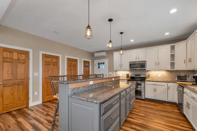 $1,875,000 | 1 Sanctuary Lane, Meredith, NH 03253