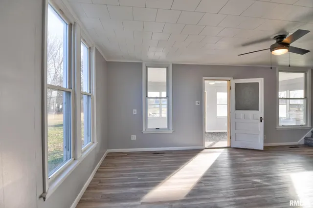 $169,900 | 614 Virginia Avenue, Taylorville, IL 62568