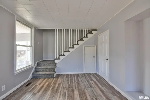 $169,900 | 614 Virginia Avenue, Taylorville, IL 62568