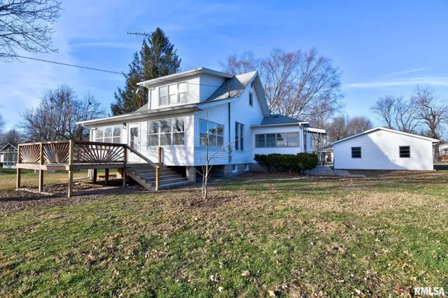 $169,900 | 614 Virginia Avenue, Taylorville, IL 62568