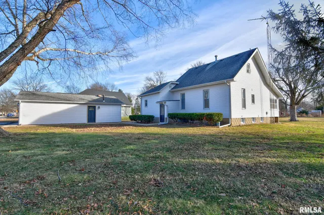 $169,900 | 614 Virginia Avenue, Taylorville, IL 62568