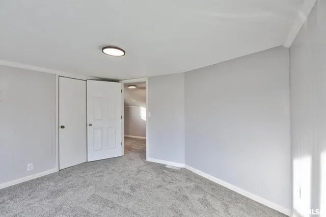 $169,900 | 614 Virginia Avenue, Taylorville, IL 62568