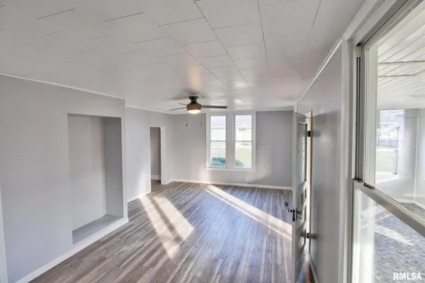 $164,900 | 614 Virginia Avenue, Taylorville, IL 62568