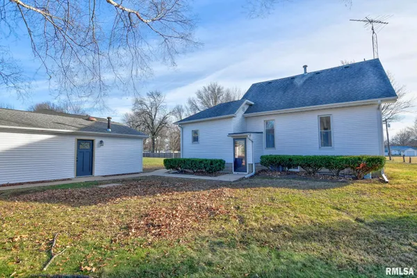 $164,900 | 614 Virginia Avenue, Taylorville, IL 62568